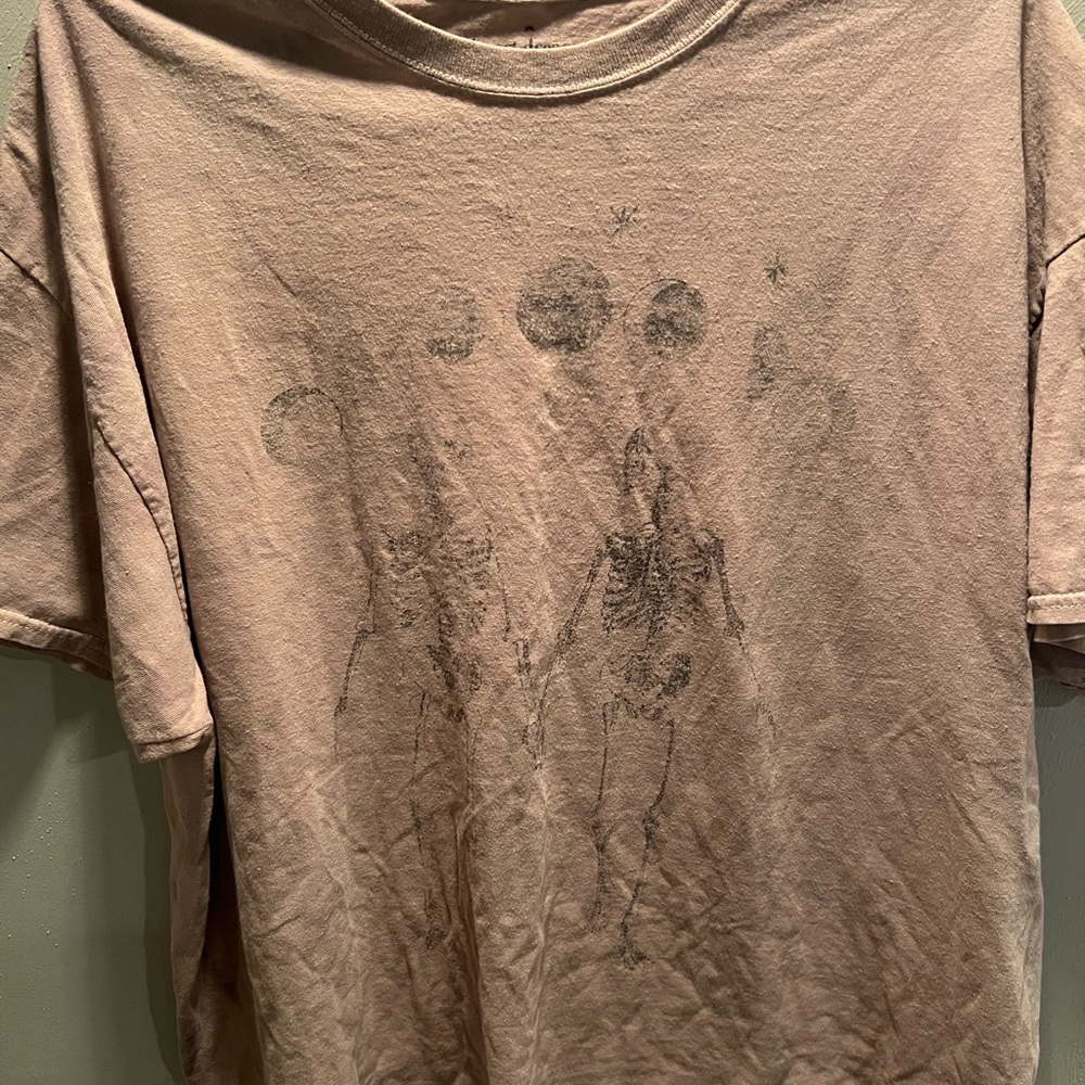 Men's Tan Graphic T-Shirt